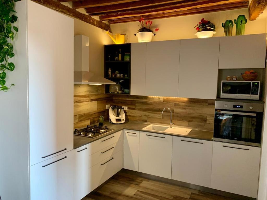 Апартаменты Casina Il Nido Di Лукка Экстерьер фото